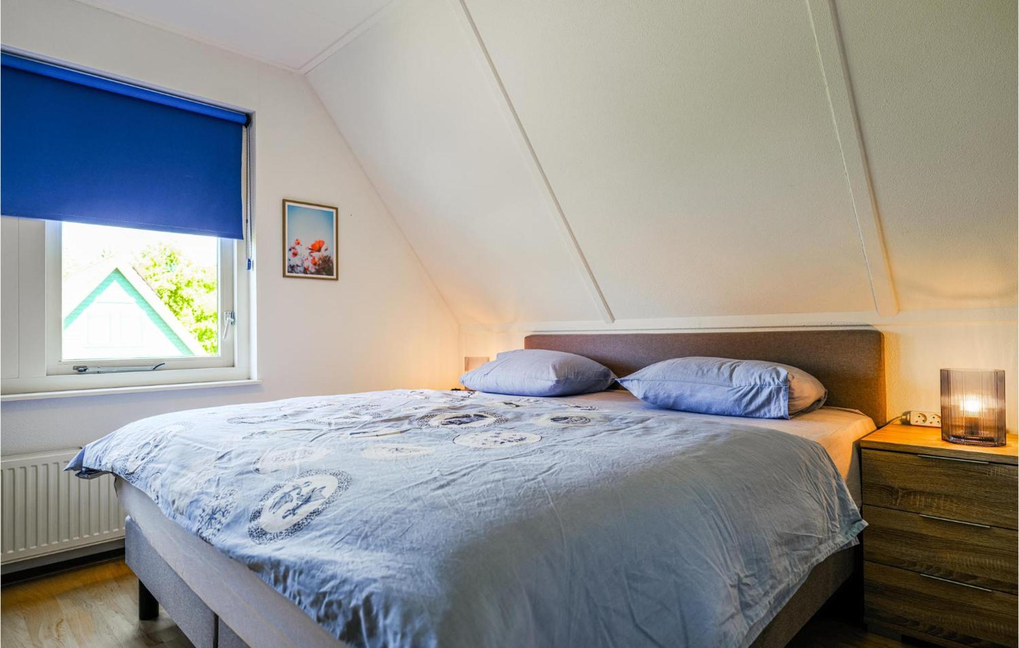 4 Bedroom Cozy Home In Zonnemaire Exterior photo